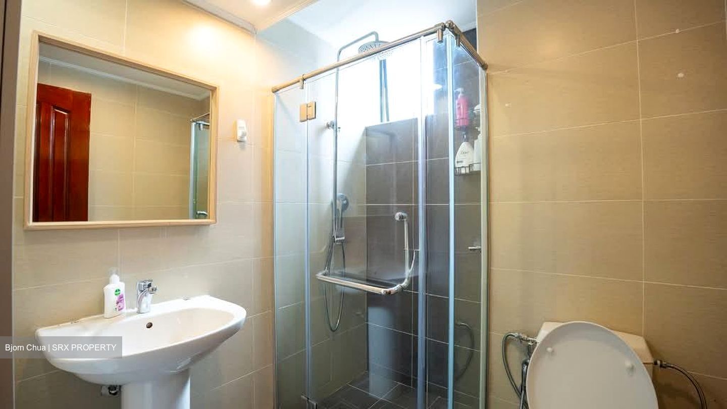 Spring Grove (D10), Condominium #567523401